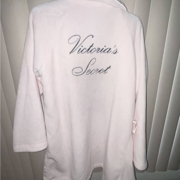 Victoria secret bathrobe